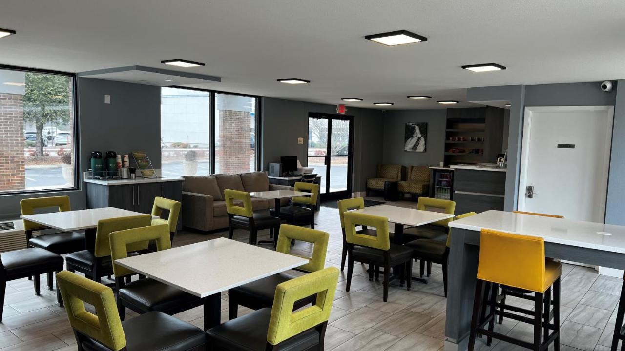 Quality Inn Asheville Airport Fletcher Extérieur photo