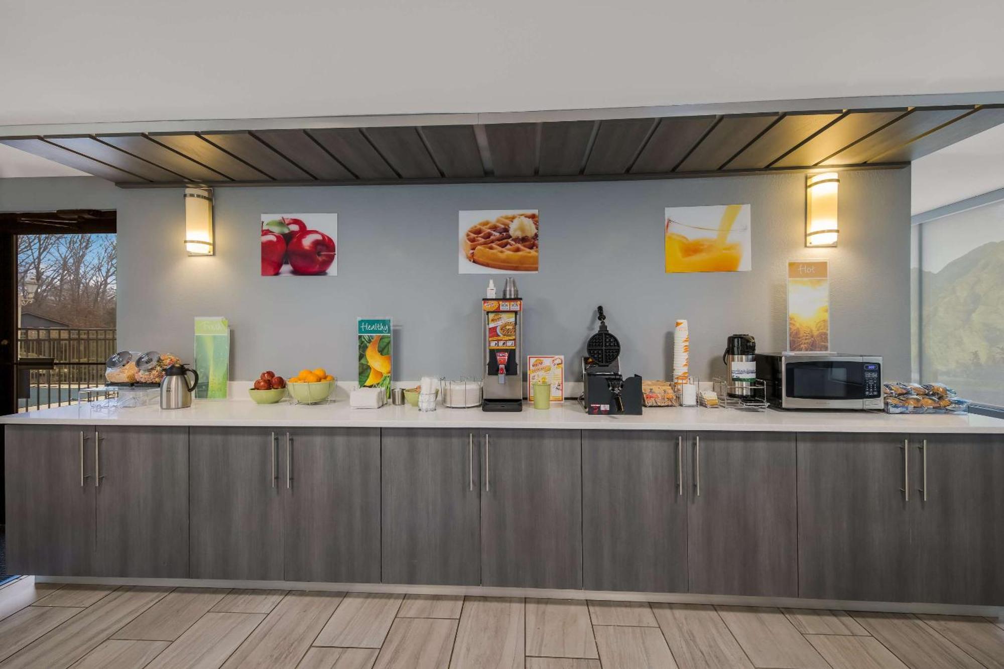 Quality Inn Asheville Airport Fletcher Extérieur photo