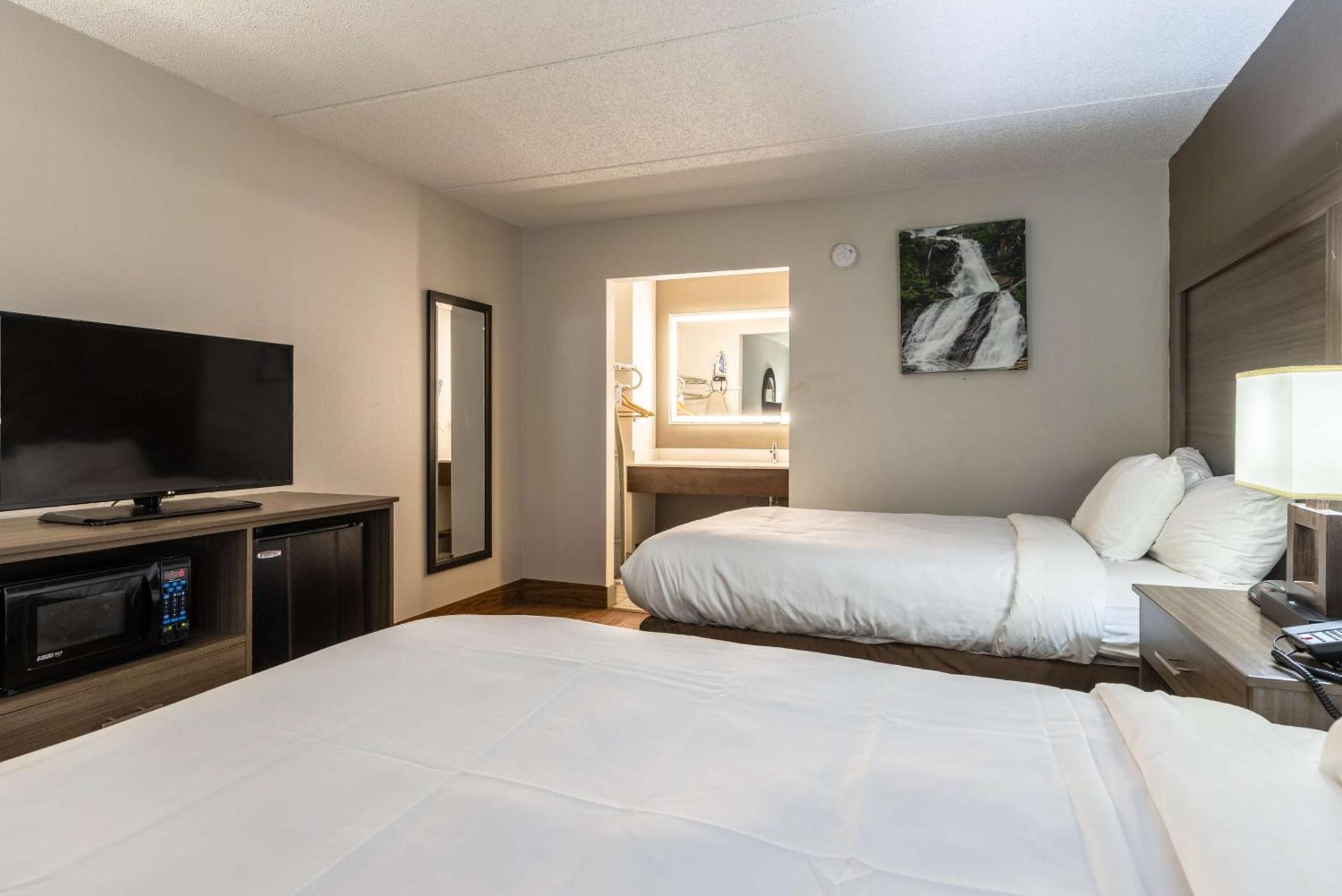 Quality Inn Asheville Airport Fletcher Extérieur photo